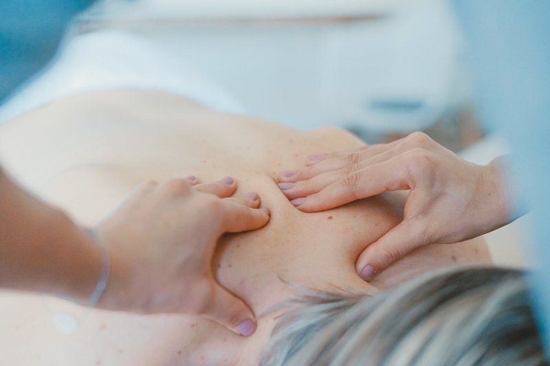 Om Therapy - Centru acupunctura, medicina alternativa